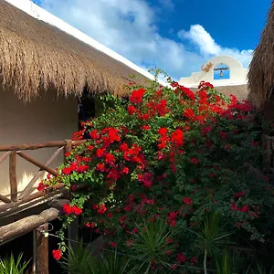Lo Nuestro Petit Hotel Tulum